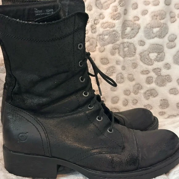 BORN Leather Women’sCombat Boots - Picture 2 of 7